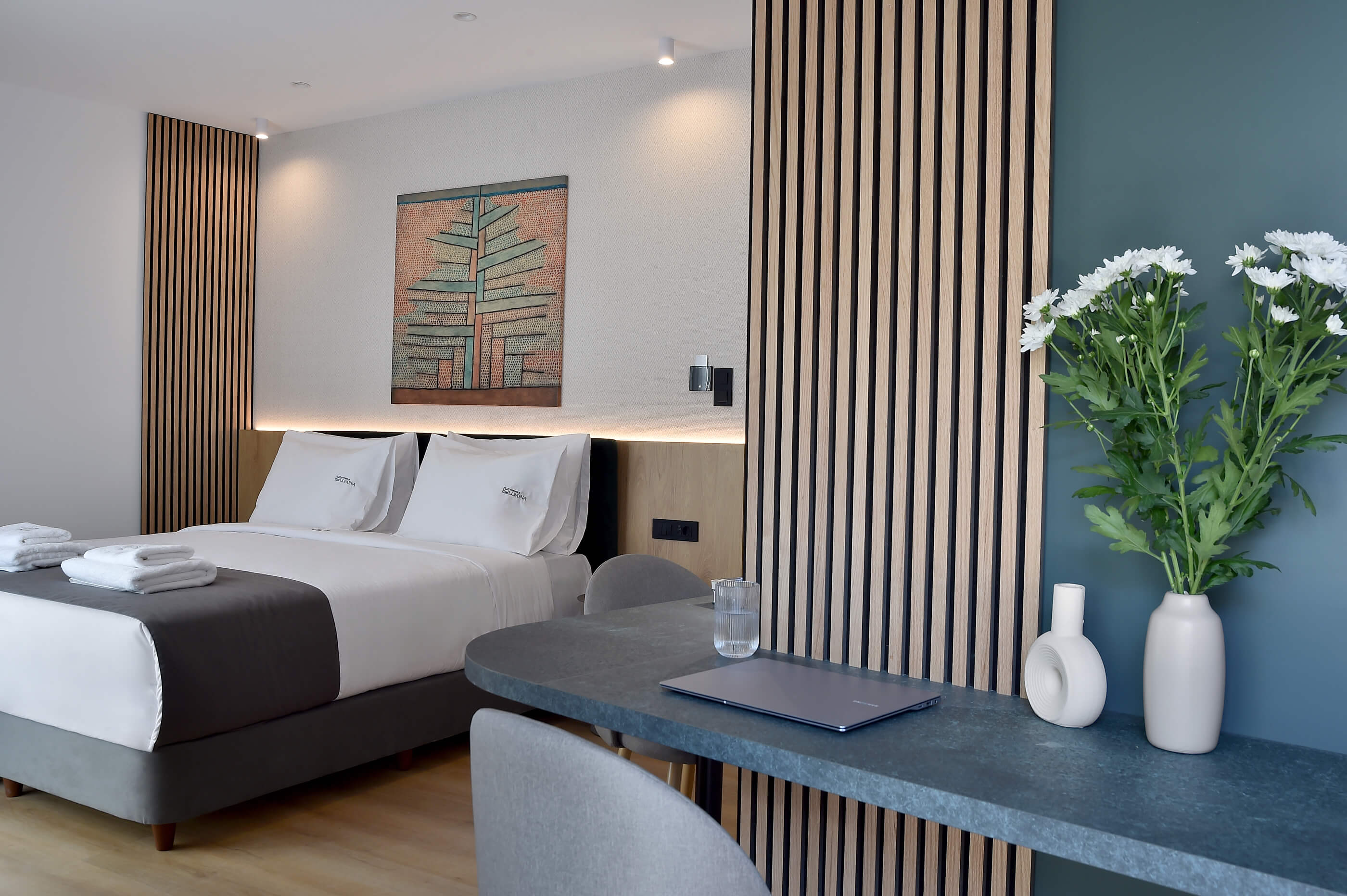 Acropolis Lumina Rooms & Suites